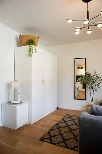 Zentrale Wohnung Im Szeneviertel 2,5Km Bis Zur Koe Dusseldorf Apartment